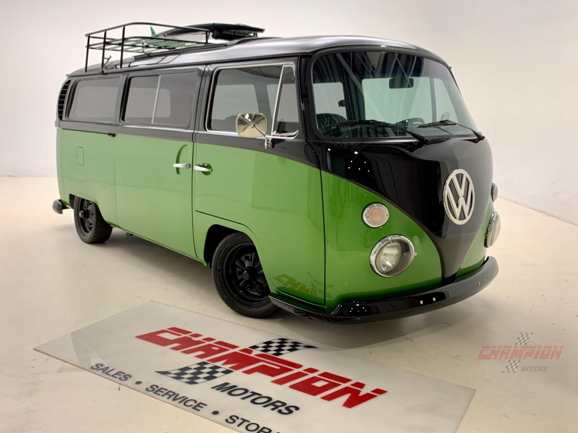 1969 Volkswagen Bus 